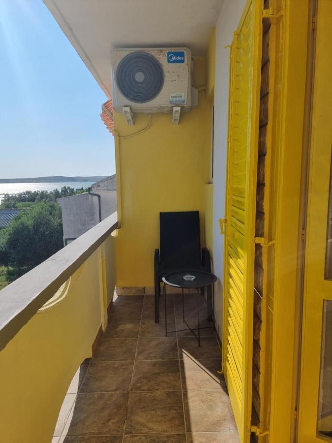 Apartmani Alen Dinjiška Buitenkant foto