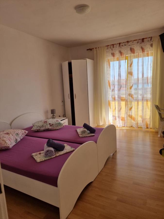 Apartmani Alen Dinjiška Buitenkant foto